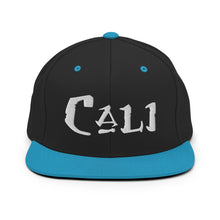 Load image into Gallery viewer, Cali / White Embroidered Snapback Hat